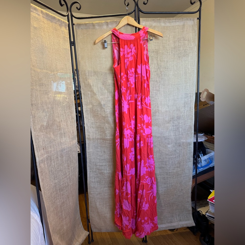 TROPICAL PRINT MAXI DRESS